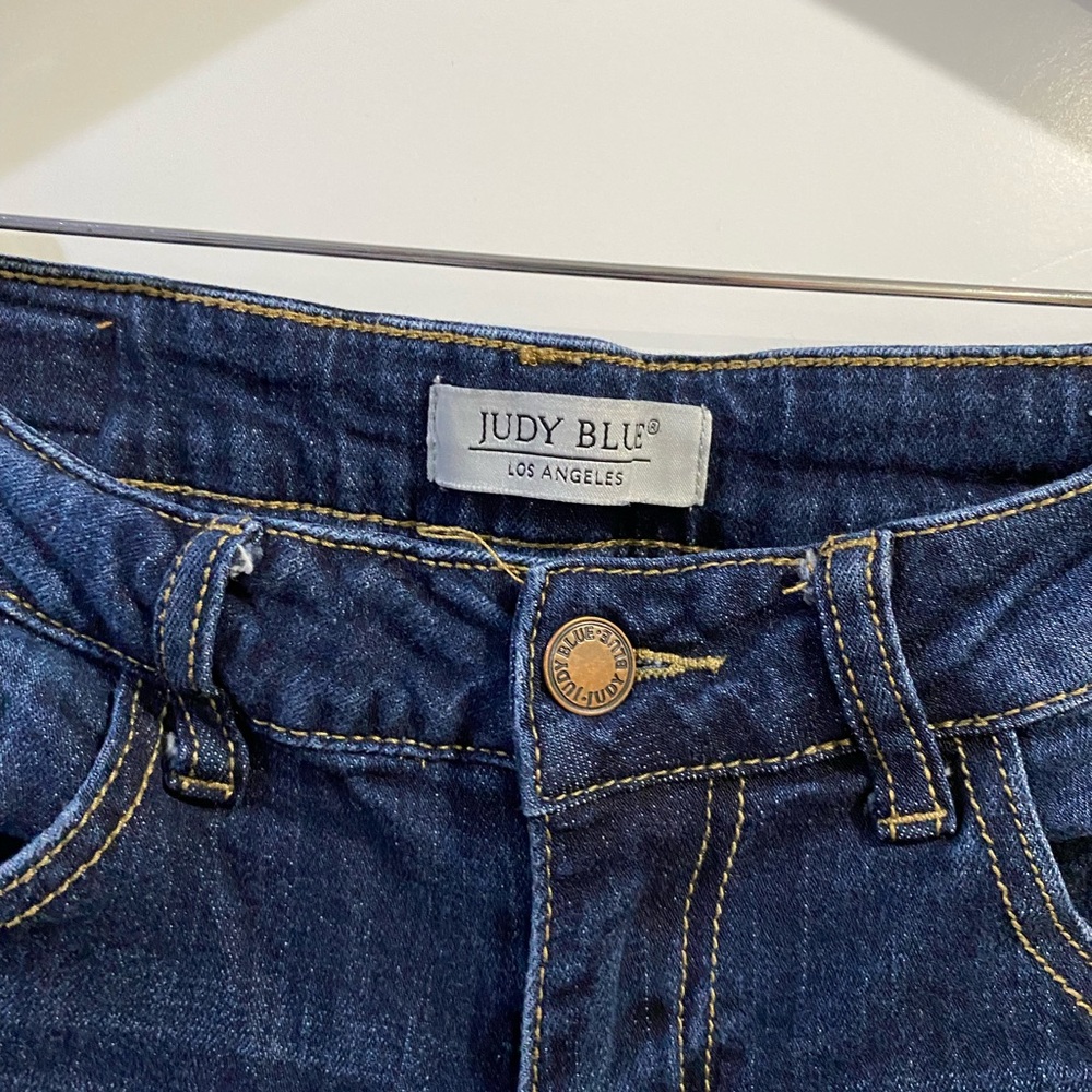 Judy Blue Distressed Women’s Jean Shorts. Women’s size M